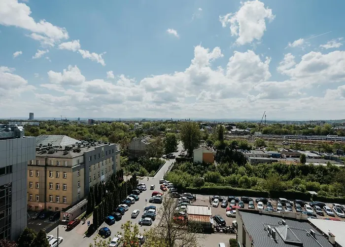 Sky Mountain View Free Parking