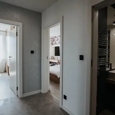 Διαμέρισμα Sky Mountain View Free Parking Krasków