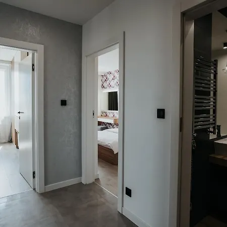 Sky Mountain View Free Parking Апартаменты *